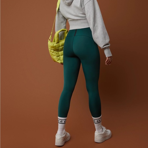 OFFLINE by Aerie Real Luxe Set - Picture 4 of 11